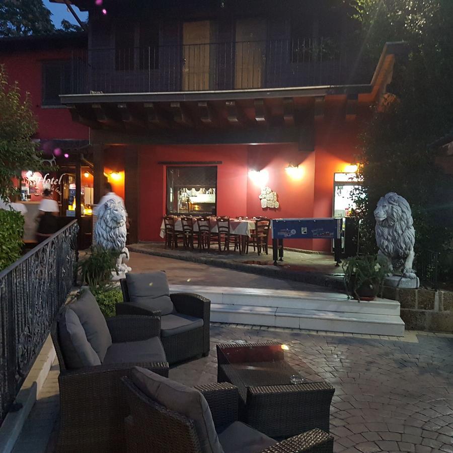 伊尔迪托耶拉月神酒店 日帕特尼纳 外观 照片
